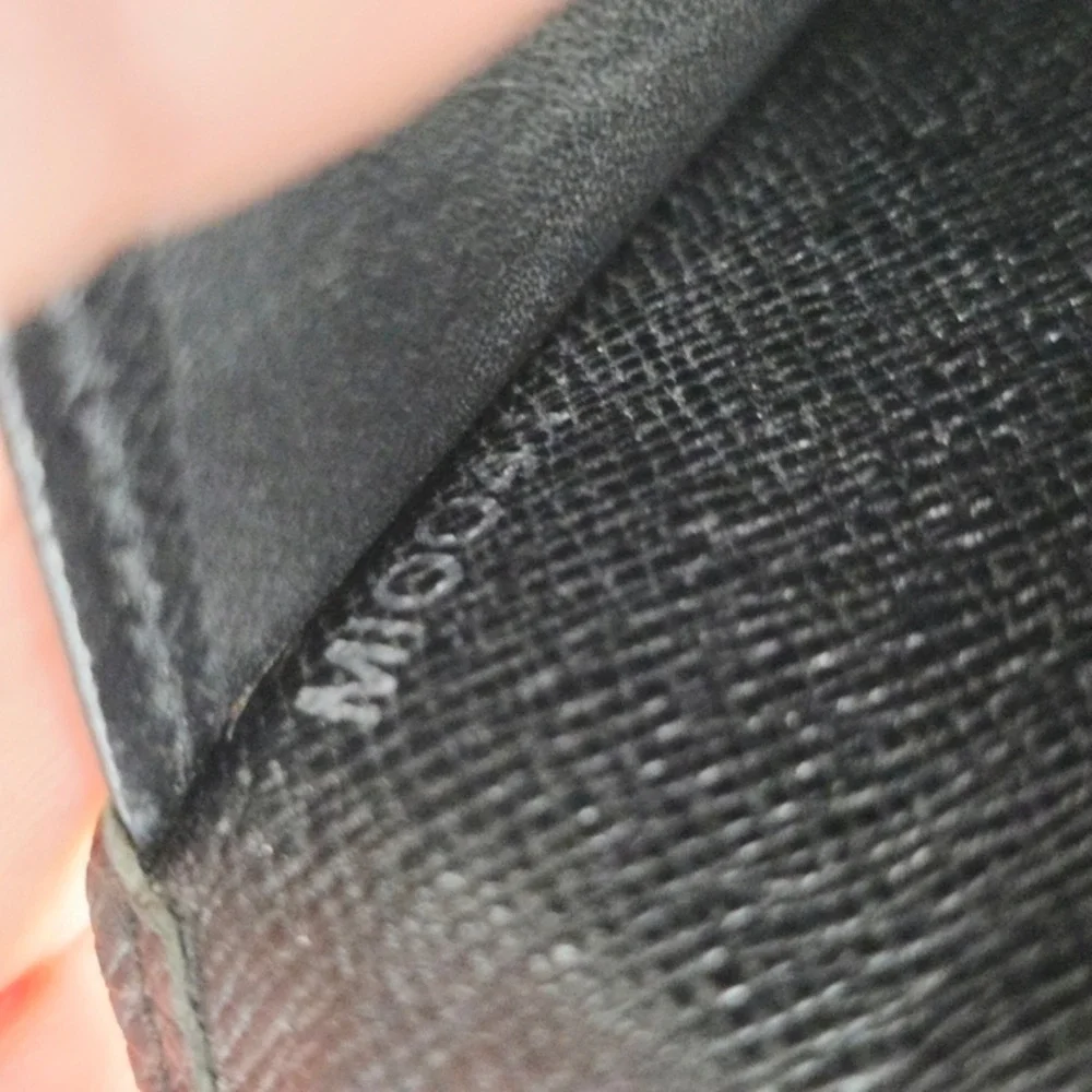 Louis Vuitton Taiga Brazza Wallet Long Portefeuille Bifold Charcoal Gray Leather